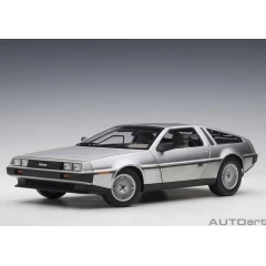 1:18 Масштабная модель DeLorean DMC-12 1981 (satin finish)