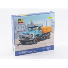1:72 Сборная модель АКПМ-3 (130) поливомоечная машина