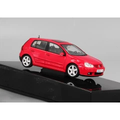 1:43 Масштабная модель Volkswagen Golf 5dr (2003) MK V red metallic