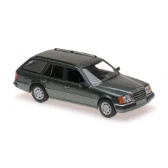 1:43 Масштабная модель Mercedes-Benz 300 TE (S124) (green metallic)